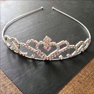 NWT! Striking Silver Sparkle Tiara Crown Headband